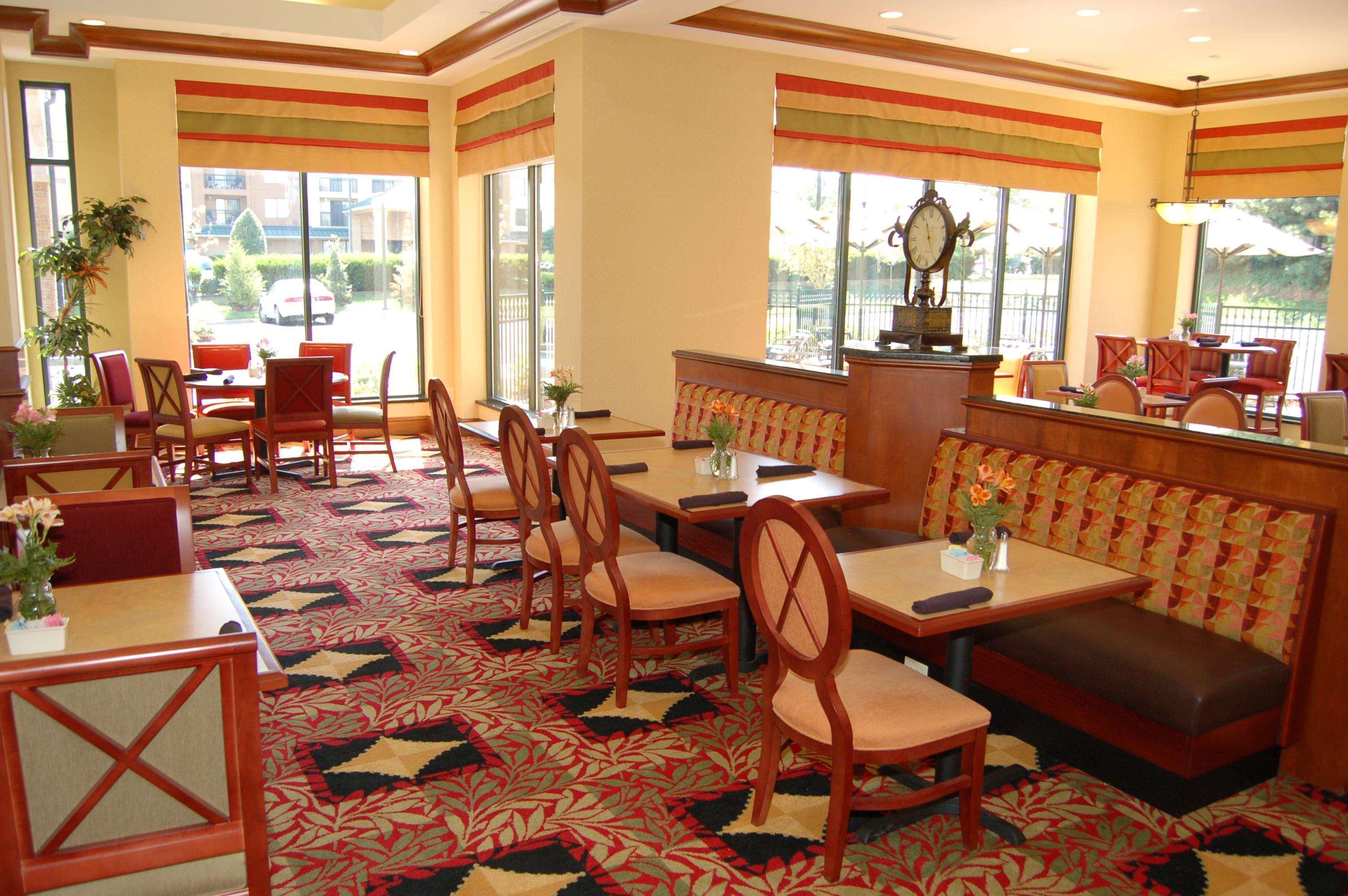 Hilton Garden Inn Bowling Green Restaurant bilde